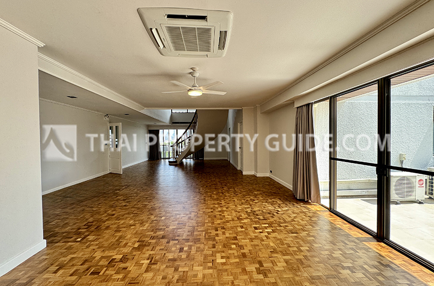 Apartment in Sathorn